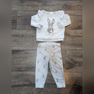 Carter's 18 Month Girl Crewneck Sweatshirt Matching Leggings Grey Bunny Easter